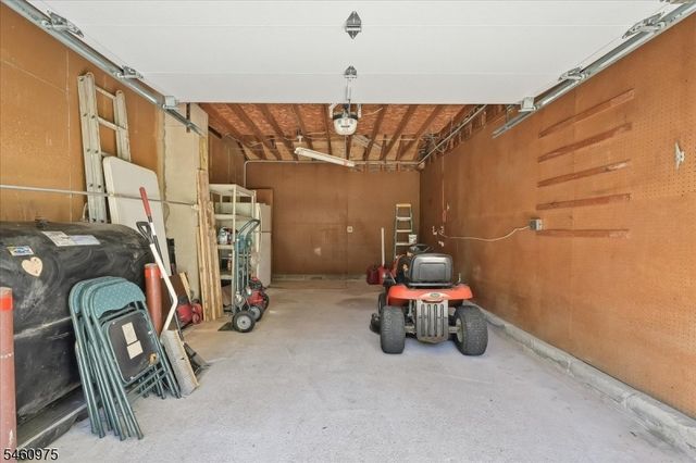 7 Paradise Trl, Vernon Twp., NJ 07460