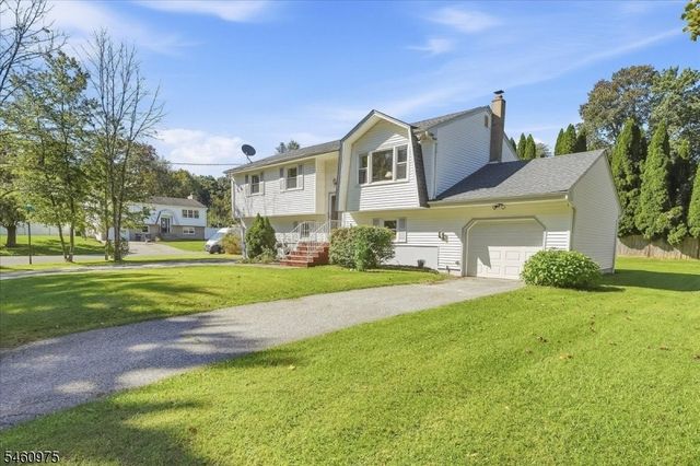7 Paradise Trl, Vernon Twp., NJ 07460