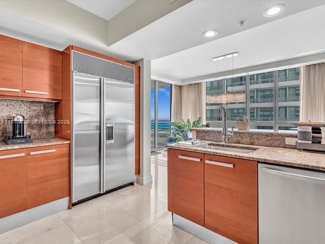 3535 S Ocean Drive 905, Hollywood, FL 33019
