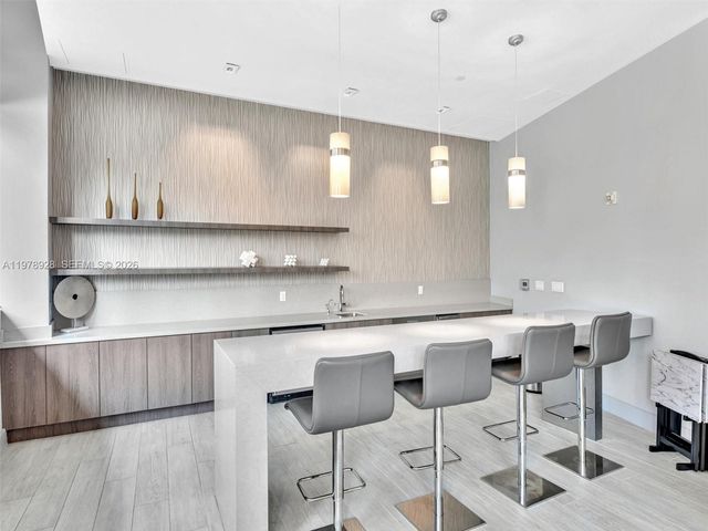 3535 S Ocean Drive 905, Hollywood, FL 33019