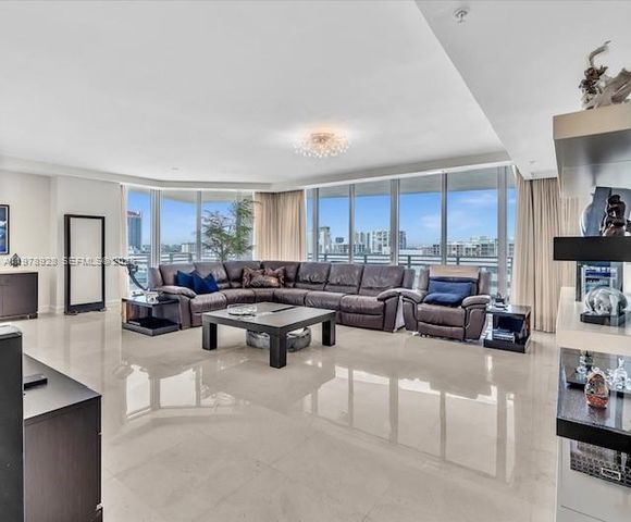 3535 S Ocean Drive 905, Hollywood, FL 33019