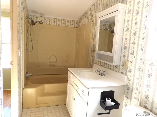 12590 E Trails End Road, Floral City, FL 34436