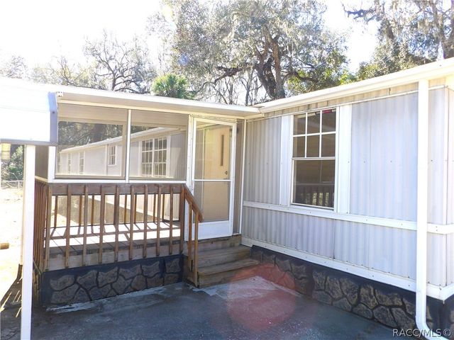 12590 E Trails End Road, Floral City, FL 34436