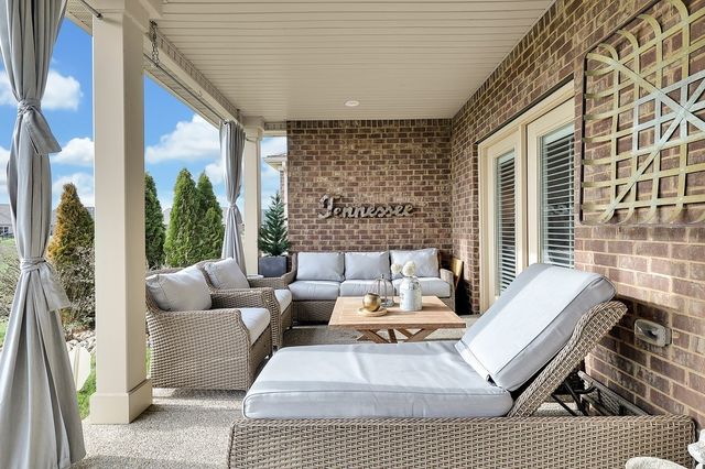 835 Meadowcrest Way, Lebanon, TN 37090