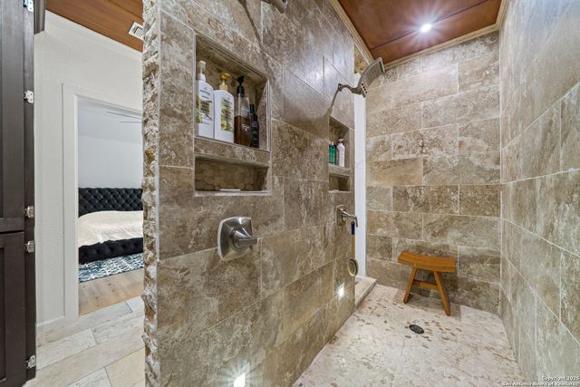 6307 Hidden Hollow, Windcrest, TX 78239