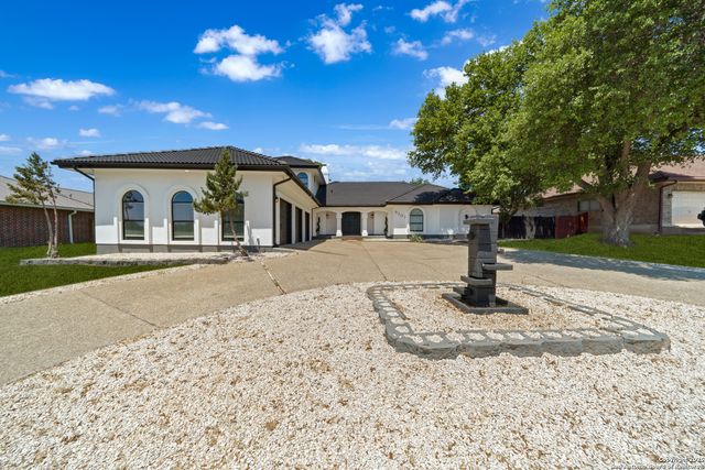 6307 Hidden Hollow, Windcrest, TX 78239