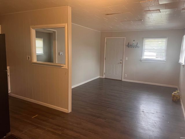 1901 W Riggin Road, Muncie, IN 47304