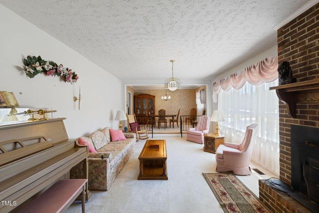 106 Honey Dew Drive, Dudley, NC 28333