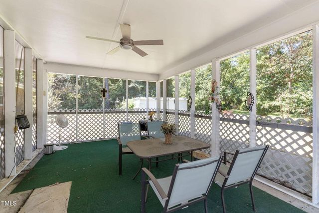 106 Honey Dew Drive, Dudley, NC 28333