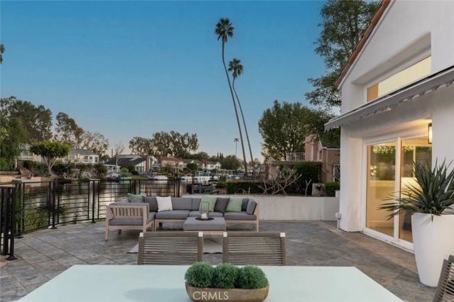 22576 Lake Forest Lane, Lake Forest, CA 92630