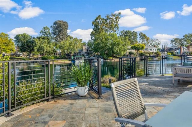 22576 Lake Forest Lane, Lake Forest, CA 92630