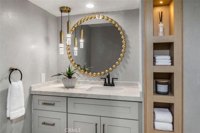 22576 Lake Forest Lane, Lake Forest, CA 92630