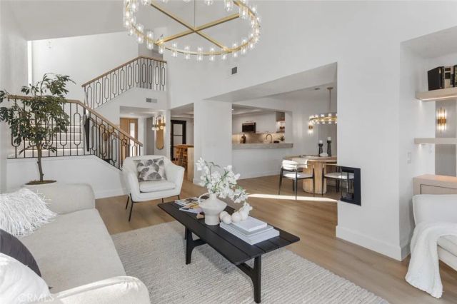 22576 Lake Forest Lane, Lake Forest, CA 92630