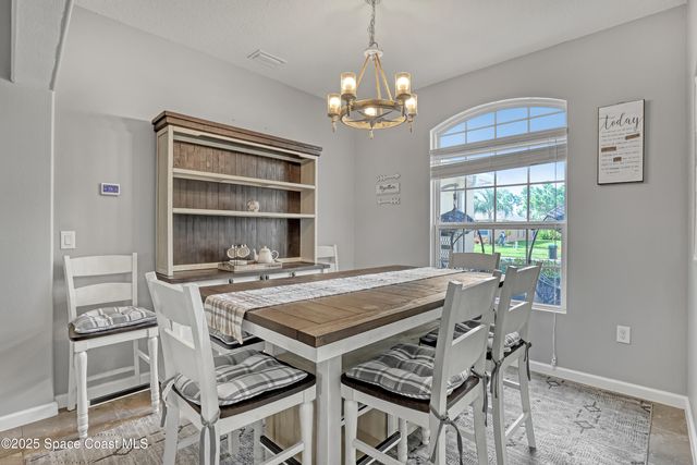 580 Easton Forest Circle SE, Palm Bay, FL 32909
