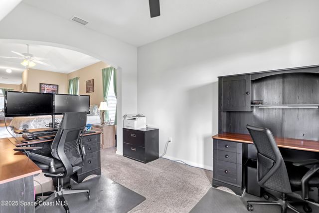 580 Easton Forest Circle SE, Palm Bay, FL 32909