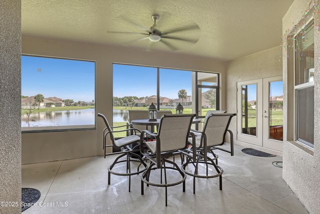 580 Easton Forest Circle SE, Palm Bay, FL 32909