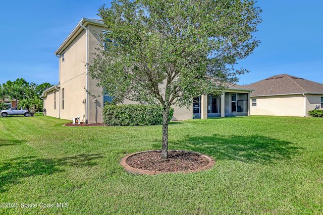 580 Easton Forest Circle SE, Palm Bay, FL 32909