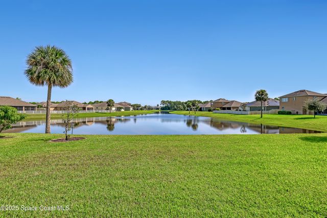 580 Easton Forest Circle SE, Palm Bay, FL 32909