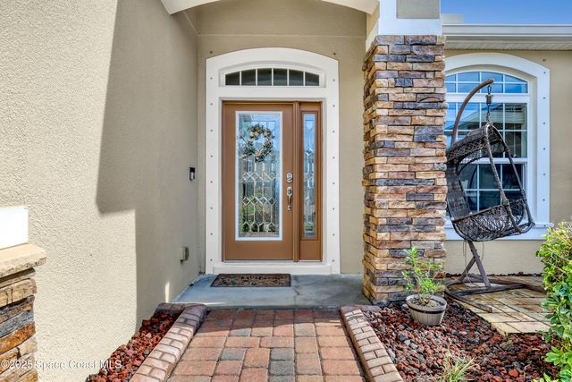 580 Easton Forest Circle SE, Palm Bay, FL 32909