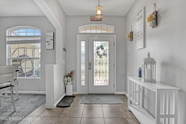 580 Easton Forest Circle SE, Palm Bay, FL 32909