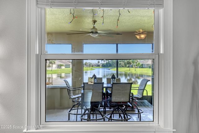 580 Easton Forest Circle SE, Palm Bay, FL 32909