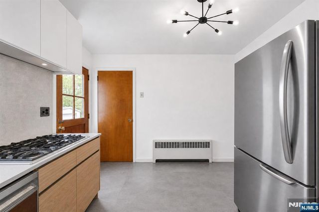 439 Bergen Boulevard, Palisades Park, NJ 07650