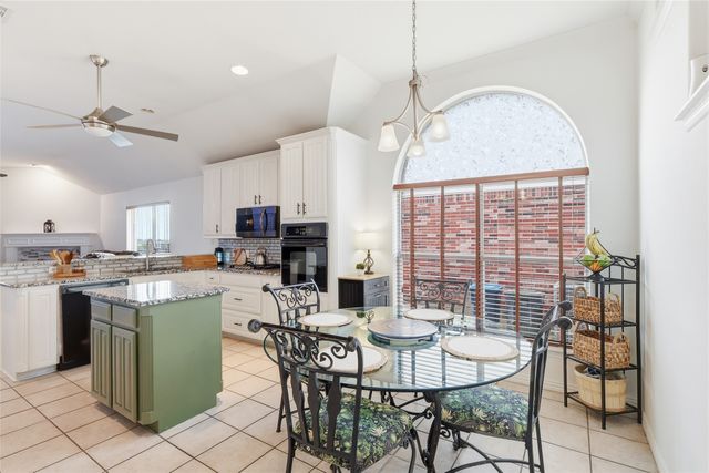 8360 Whippoorwill Drive, Fort Worth, TX 76123