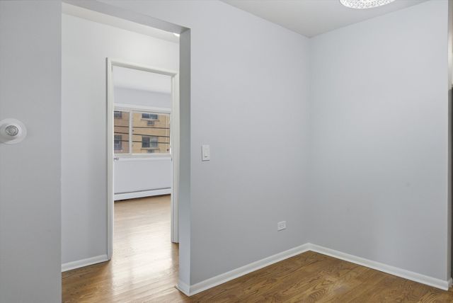 1363 Perry Street 2B, Des Plaines, IL 60016