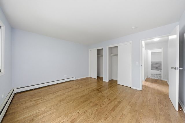 1363 Perry Street 2B, Des Plaines, IL 60016