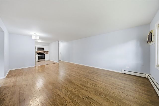 1363 Perry Street 2B, Des Plaines, IL 60016