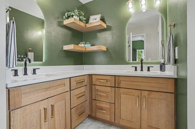 1244 Merry Brook Drive, Kalamazoo, MI 49048