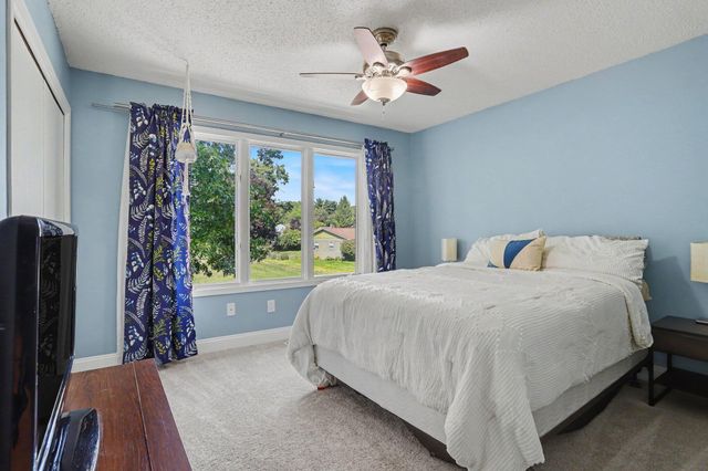 1244 Merry Brook Drive, Kalamazoo, MI 49048