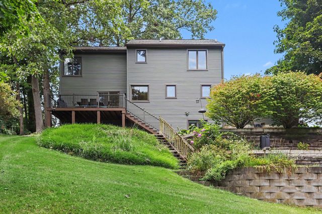 1244 Merry Brook Drive, Kalamazoo, MI 49048