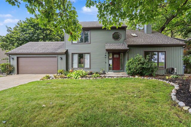 1244 Merry Brook Drive, Kalamazoo, MI 49048