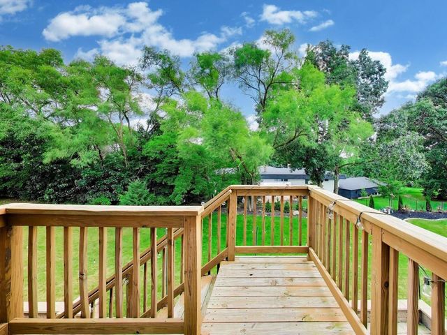 1627 Powderhorn Drive, Volo, IL 60020