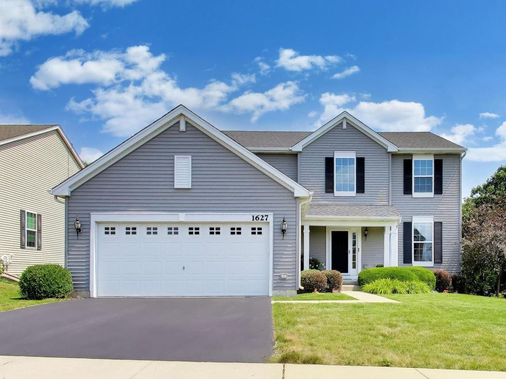 1627 Powderhorn Drive, Volo, IL 60020
