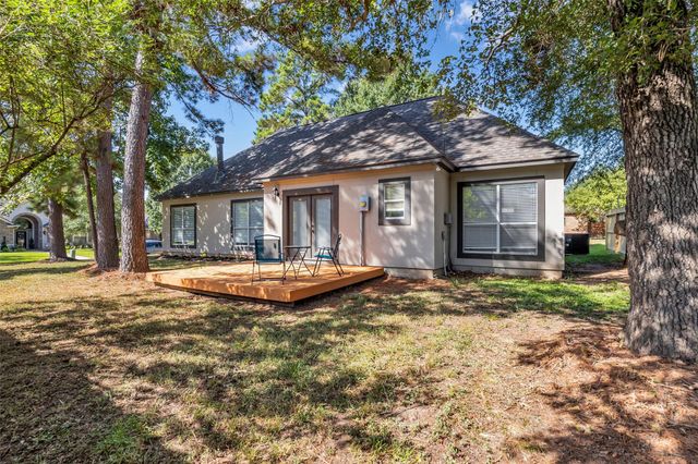 3002 Pine Chase Drive, Montgomery, TX 77356