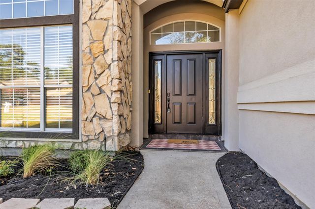 3002 Pine Chase Drive, Montgomery, TX 77356