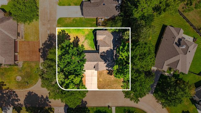 3002 Pine Chase Drive, Montgomery, TX 77356