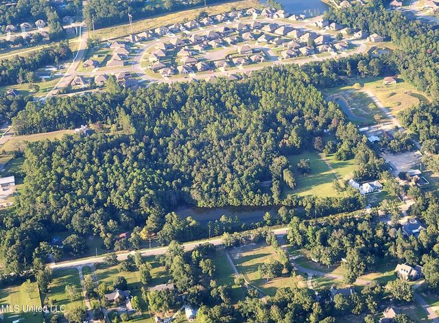 9092 Woolmarket Road, Biloxi, MS 39532