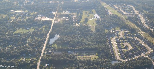 9092 Woolmarket Road, Biloxi, MS 39532