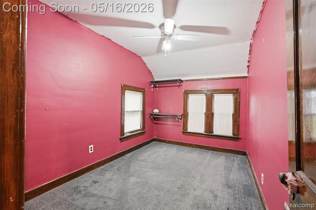 221 Bondie Street, Wyandotte, MI 48192