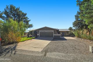821 E BOW MAKER Trail, Cottonwood, AZ 86326