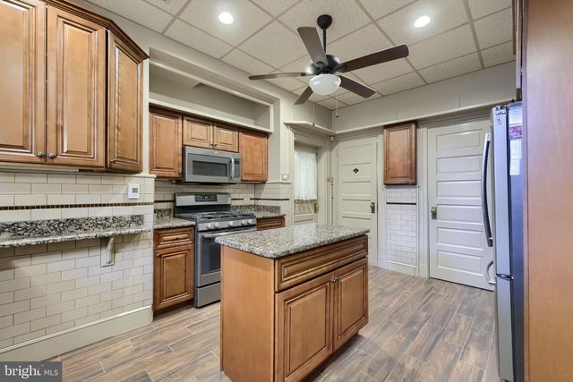716 N LIME ST, Lancaster, PA 17602