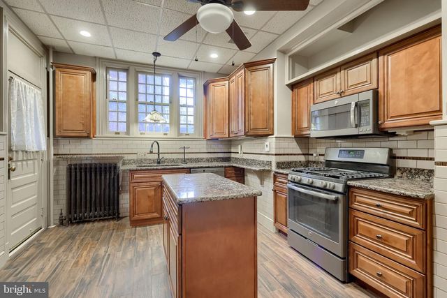 716 N LIME ST, Lancaster, PA 17602