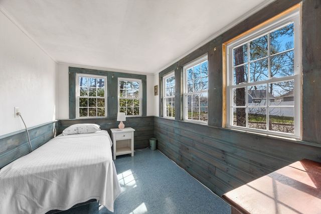 149 Pine Grove Rd, Yarmouth, MA 02664