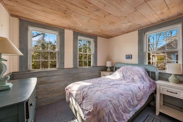 149 Pine Grove Rd, Yarmouth, MA 02664