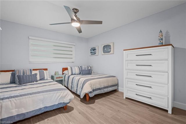 292 Banyan BLVD # 292, Naples, FL 34102