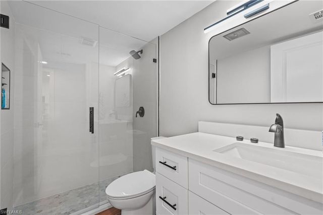 292 Banyan BLVD # 292, Naples, FL 34102