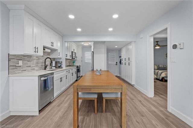 292 Banyan BLVD # 292, Naples, FL 34102